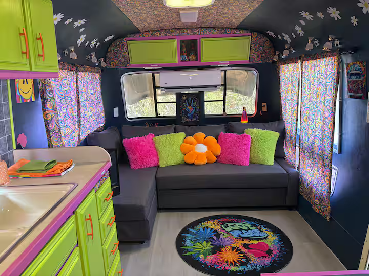 Feel’n Groovy, photo 2 of 28